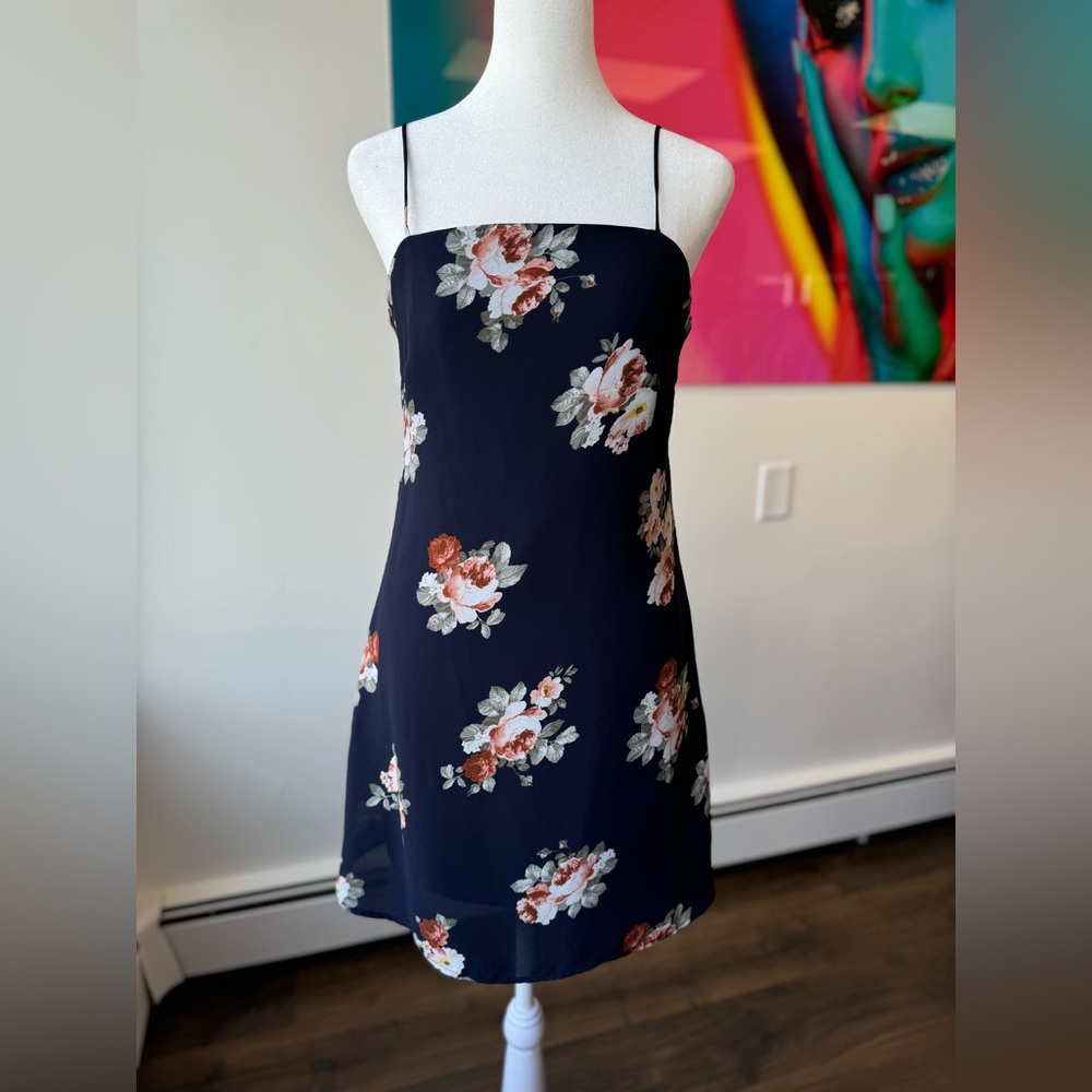 Trixxi Clothing Co. for Navy Blue Floral Sheath Dress Small